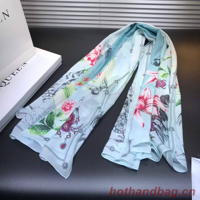 Alexander Mcqueen Scarf MQC00002 Alexander Mcqueen Scarf MQC00002